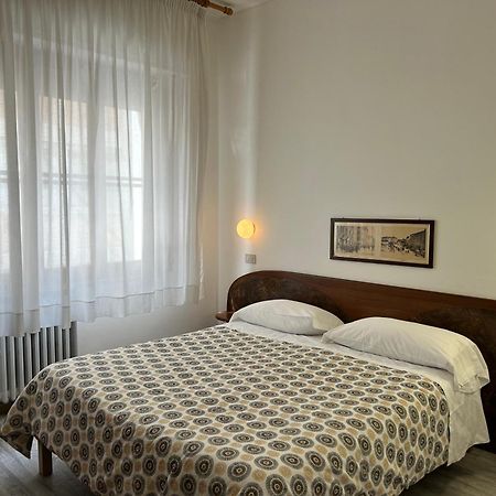 Hotel Cecile Пиза Екстериор снимка