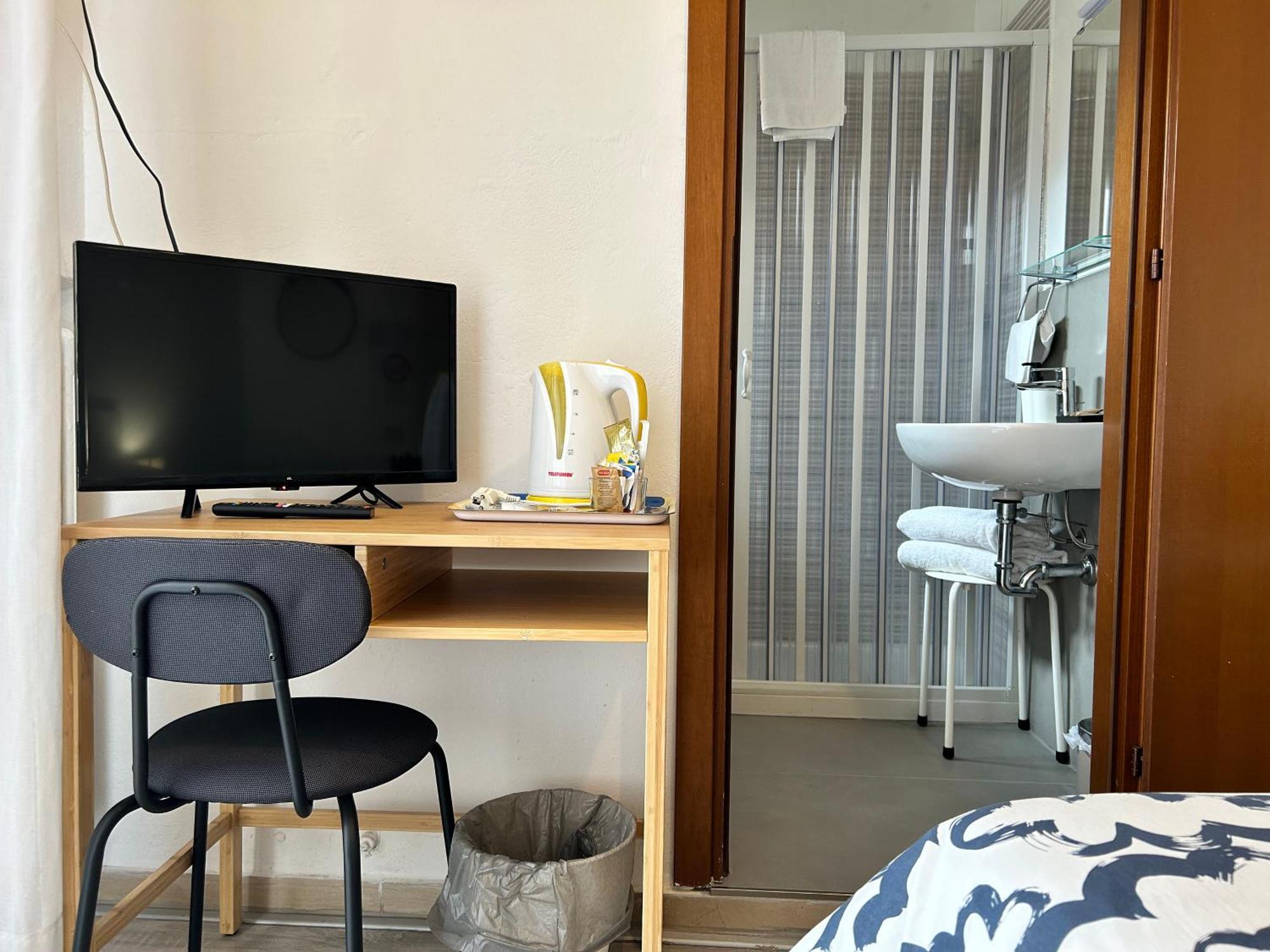 Hotel Cecile Пиза Екстериор снимка