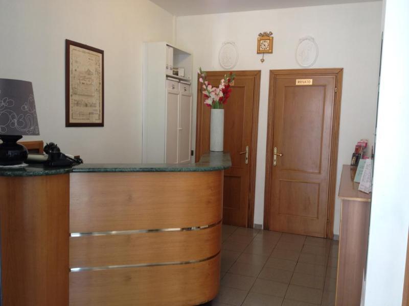 Hotel Cecile Пиза Екстериор снимка